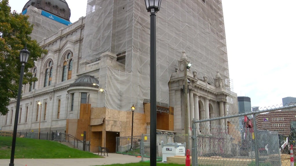 No charges yet after break-in at Basilica of St. Mary in Minneapolis — Elk River Business news